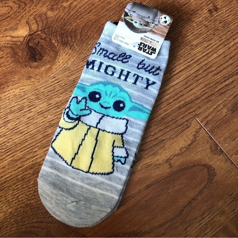 Star Wars: The Mandalorian No-Show Socks (size 4-10)